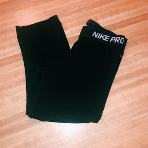 FINAL PROCE DROP Nike Pro Crop Workout Pants